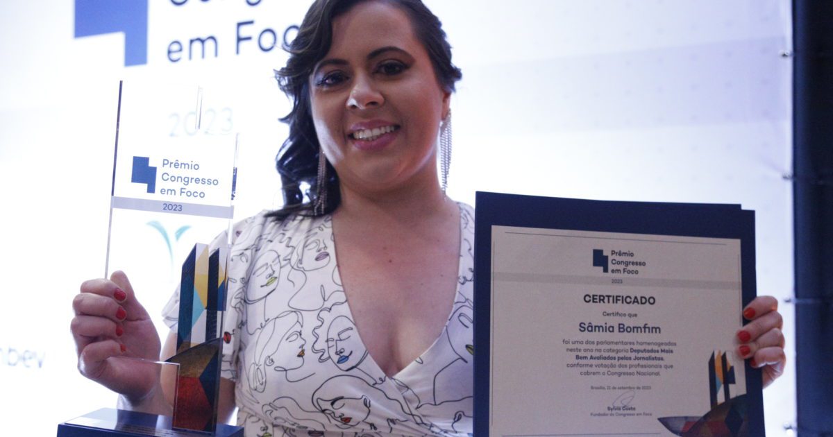 Sâmia Bomfim é a grande vencedora do Prêmio Congresso em Foco 2023